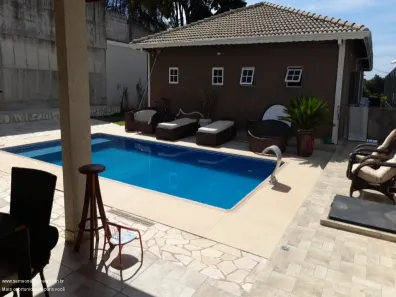 Fazenda/Sítio com 4 Quartos à venda, 264m² no Jardim Estância Brasil, Atibaia
