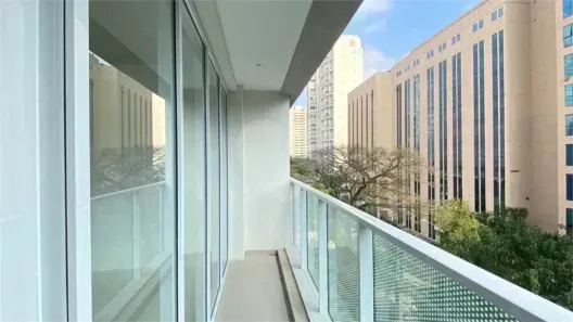 Sala Comercial à venda, 31m² no Moema, São Paulo