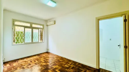 Apartamento com 2 Quartos à venda, 58m² no Moinhos de Vento, Porto Alegre