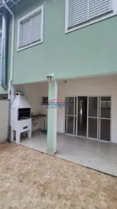 Sobrado com 3 Quartos para alugar, 120m² no Jardim Santa Maria, Jacareí