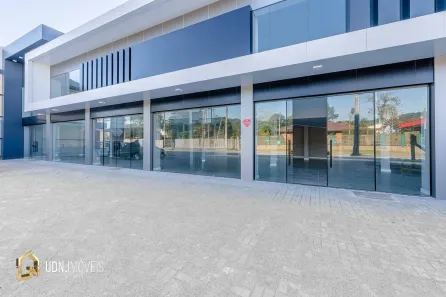 Sala Comercial para alugar, 194m² no Poço Grande, Gaspar