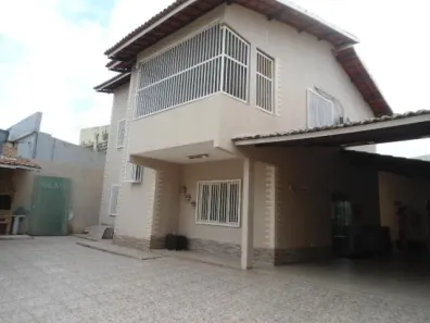 Casa com 5 Quartos à venda, 500m² no Montese, Fortaleza