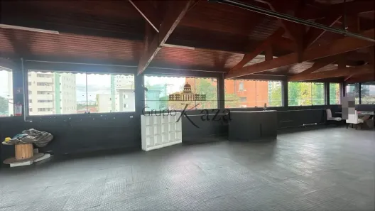 Prédio Comercial para alugar, 180m² no Parque Industrial, São José dos Campos