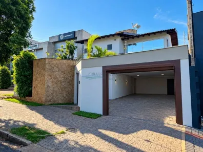 Casa com 3 Quartos para alugar, 308m² no Jardim Presidente, Londrina