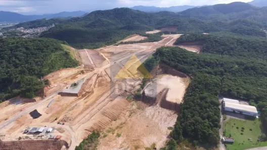 Lote/Terreno para alugar, 60000m² no Área Rural de Camboriú, Camboriú