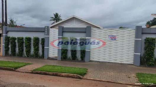 Casa com 2 Quartos para alugar, 110m² no Vila Guaraci, Floresta