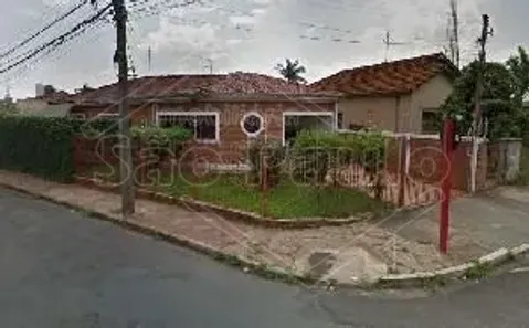 Casa com 3 Quartos para alugar, 271m² no Jardim Primavera, Araraquara