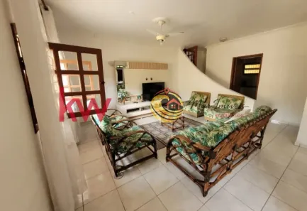 Casa com 5 Quartos para alugar, 260m² no Jardim Virgínia, Guarujá