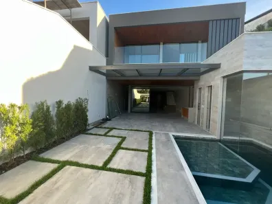 Casa com 5 Quartos à venda, 380m² no Barra da Tijuca, Rio de Janeiro