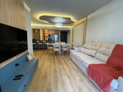 Apartamento com 3 Quartos para alugar, 89m² no Centro, Balneário Camboriú