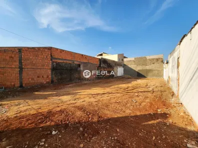 Lote/Terreno à venda, 250m² no Vila Ferrarezi, Santa Bárbara D'Oeste