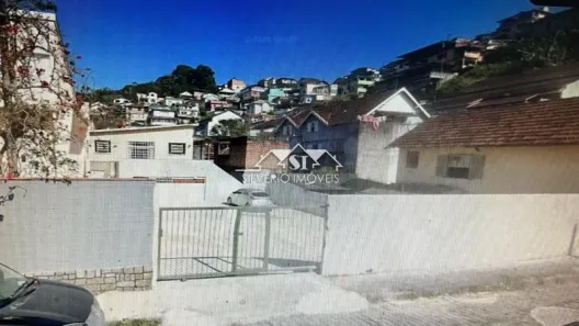 Lote/Terreno à venda, 220m² no Castelanea, Petrópolis