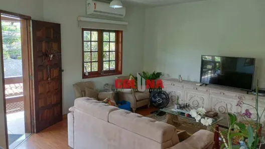 Casa com 5 Quartos à venda, 270m² no Piratininga, Niterói