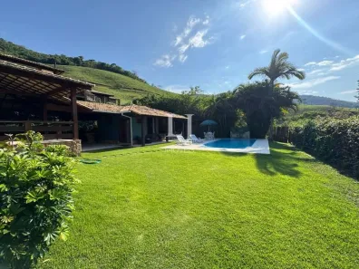 Casa de Condomínio com 3 Quartos à venda, 240m² no Pedro do Rio, Petrópolis