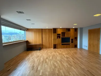 Apartamento com 3 Quartos para alugar, 130m² no Lourdes, Belo Horizonte