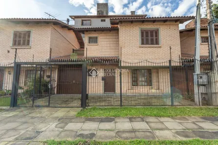 Casa com 3 Quartos à venda, 118m² no Jardim Itu, Porto Alegre
