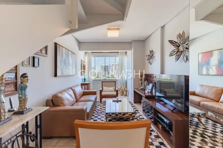 Cobertura com 3 Quartos à venda, 220m² no Chácara das Pedras, Porto Alegre