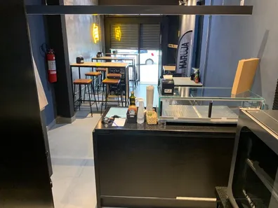Ponto Comercial para alugar, 90m² no Petrópolis, Porto Alegre