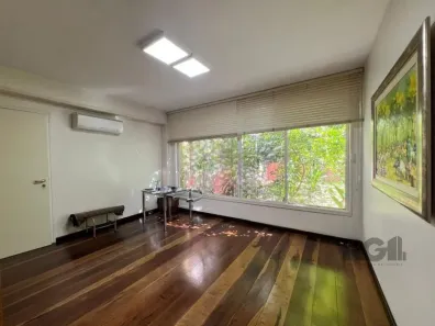 Imóvel Comercial para alugar, 300m² no Rio Branco, Porto Alegre