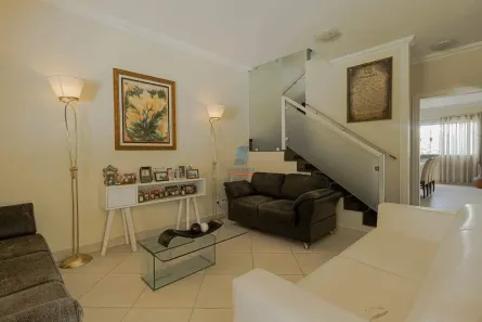 Casa com 4 Quartos à venda, 255m² no Tropical, Contagem