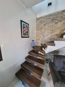 Sobrado com 4 Quartos à venda, 296m² no Loteamento Sato, Caraguatatuba