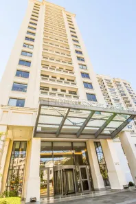 Sala Comercial para venda ou aluguel, 44m² no Três Figueiras, Porto Alegre