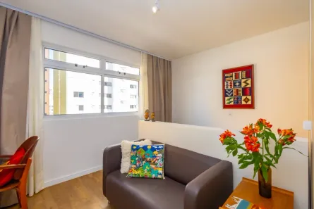 Apartamento com 1 Quarto para alugar, 24m² no Centro, Curitiba
