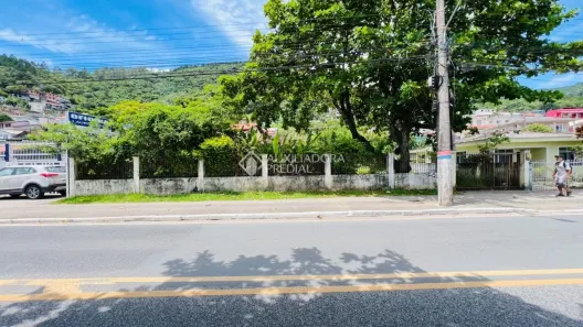 Lote/Terreno à venda, 634m² no Costeira do Pirajubaé, Florianópolis
