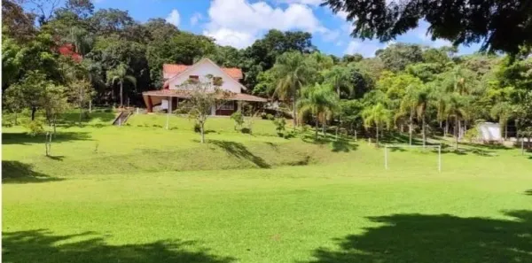 Fazenda/Sítio com 9 Quartos à venda, 1000m² no Alvinópolis, Atibaia