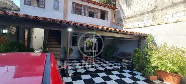 Casa com 3 Quartos à venda, 382m² no Pechincha, Rio de Janeiro