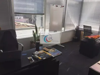 Sala Comercial para alugar, 200m² no Vila Olímpia, São Paulo