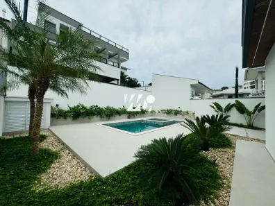 Casa com 3 Quartos à venda, 240m² no Pedra Branca, Palhoça