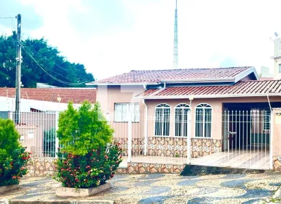 Casa com 3 Quartos à venda, 242m² no Jardim Bandeirantes, Campinas