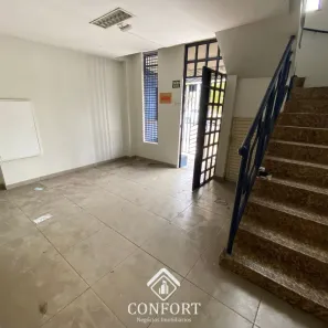 Prédio Comercial com 7 Quartos para alugar, 291m² no Marco, Belém