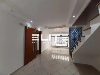 Sobrado com 3 Quartos para alugar, 153m² no Vila Alpina, Santo André