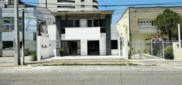 Prédio Comercial com 7 Quartos para alugar, 356m² no Petrópolis, Natal