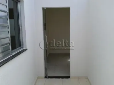 Casa com 2 Quartos à venda, 60m² no Shopping Park, Uberlândia