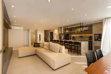 Casa de Condomínio com 3 Quartos à venda, 282m² no Ahú, Curitiba