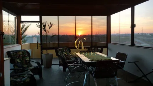 Sobrado com 3 Quartos à venda, 270m² no Loteamento Villa Branca, Jacareí