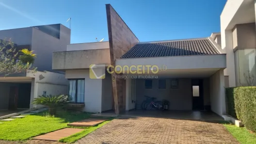 Casa de Condomínio com 3 Quartos para alugar, 245m² no Esperança, Londrina