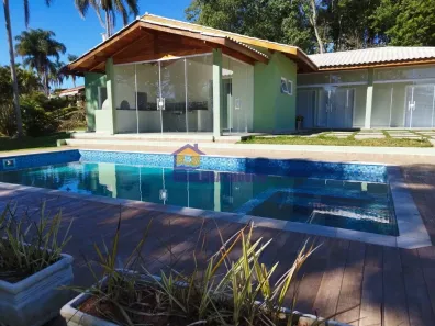 Casa de Condomínio com 3 Quartos à venda, 190m² no Curral, Ibiúna