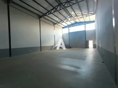 Galpão/Depósito/Armazém para alugar, 200m² no Laranjeiras, Uberlândia
