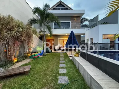 Apartamento com 3 Quartos à venda, 214m² no Guaratiba, Rio de Janeiro