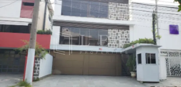 Casa com 4 Quartos para venda ou aluguel, 336m² no Aclimação, São Paulo