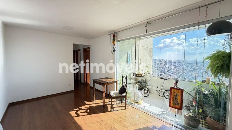 Apartamento com 3 quartos — Buritis, Belo Horizonte