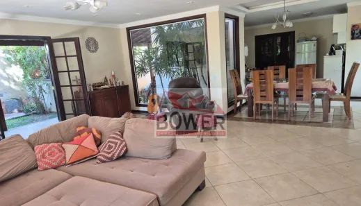 Casa com 4 Quartos à venda, 385m² no Colubande, São Gonçalo