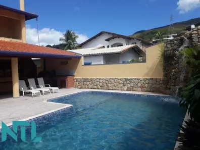 Sobrado com 3 Quartos à venda, 450m² no Praia do Arrastão, São Sebastião