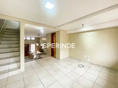 Casa com 3 Quartos para alugar, 110m² no Partenon, Porto Alegre
