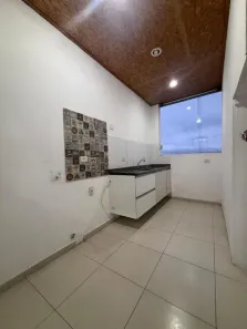 Apartamento com 2 Quartos para alugar, 65m² no Jardim Ivonete, Poá