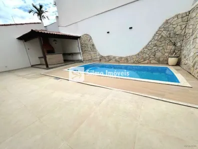 Casa com 4 Quartos para alugar, 360m² no Jardim Karaíba, Uberlândia